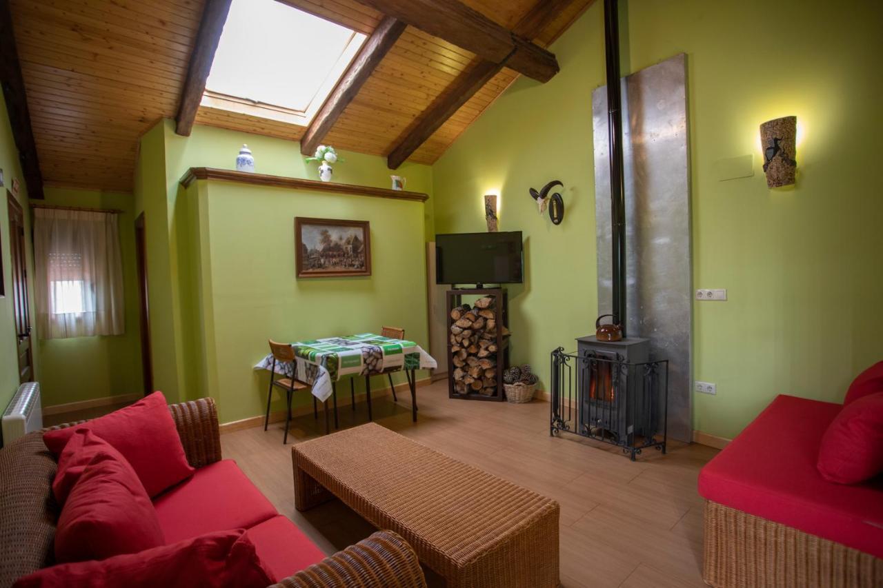 Alojamiento Turístico El Torreón Hostal Fresneda de la Sierra Exterior foto