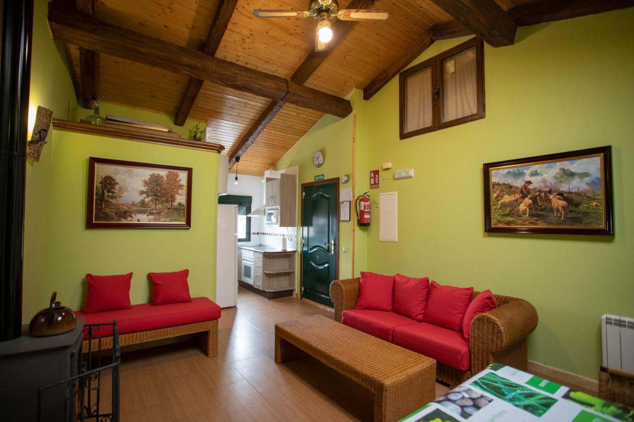 Alojamiento Turístico El Torreón Hostal Fresneda de la Sierra Exterior foto