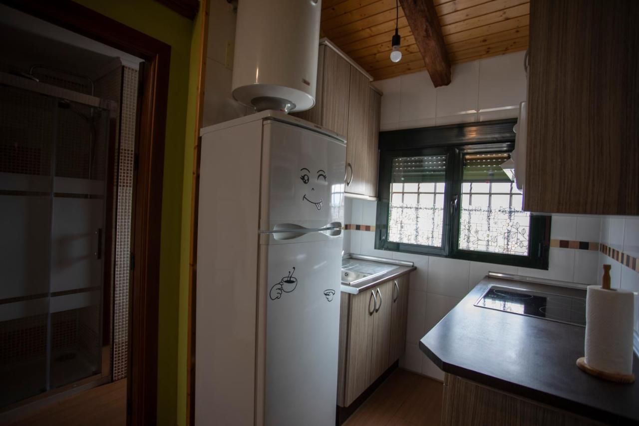 Alojamiento Turístico El Torreón Hostal Fresneda de la Sierra Exterior foto