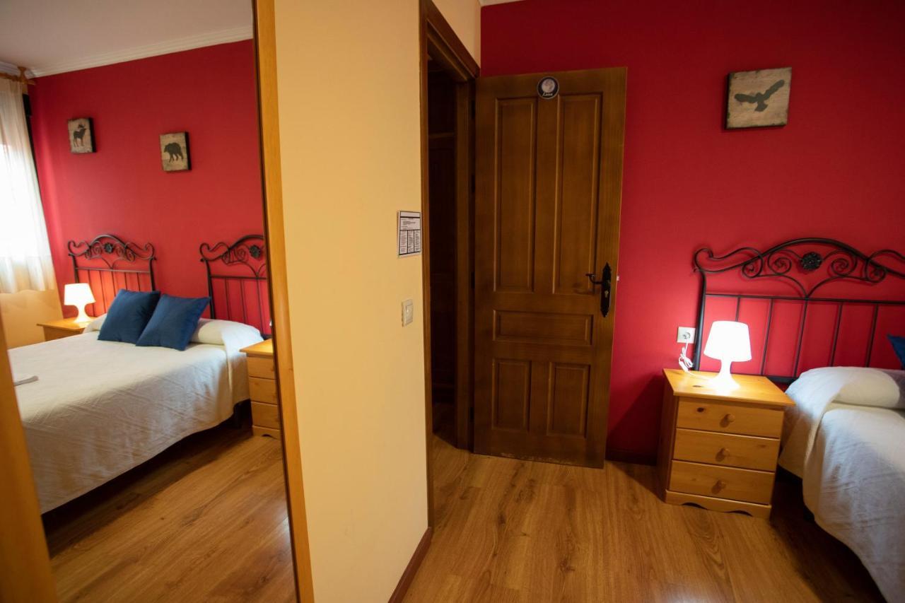 Alojamiento Turístico El Torreón Hostal Fresneda de la Sierra Exterior foto