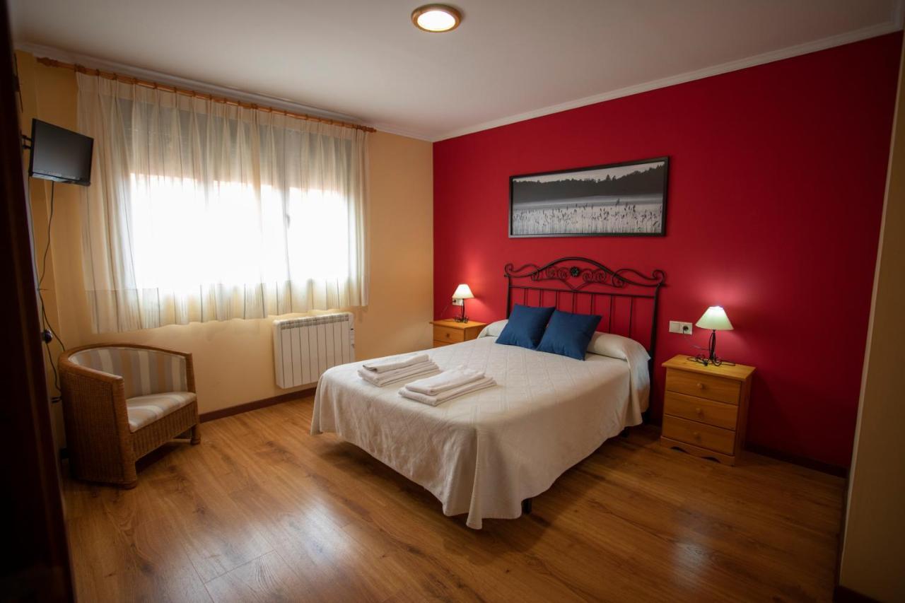 Alojamiento Turístico El Torreón Hostal Fresneda de la Sierra Exterior foto
