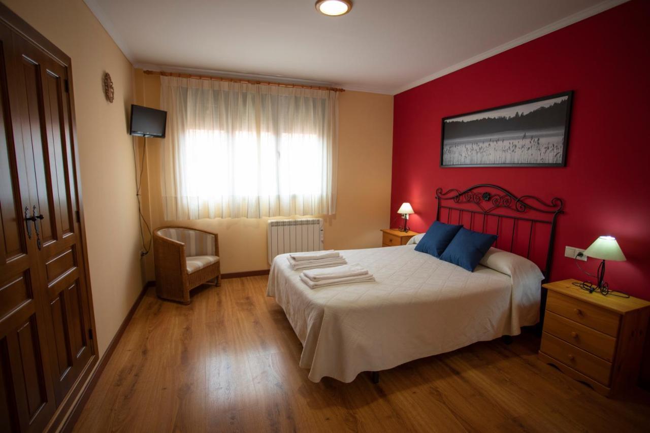 Alojamiento Turístico El Torreón Hostal Fresneda de la Sierra Exterior foto