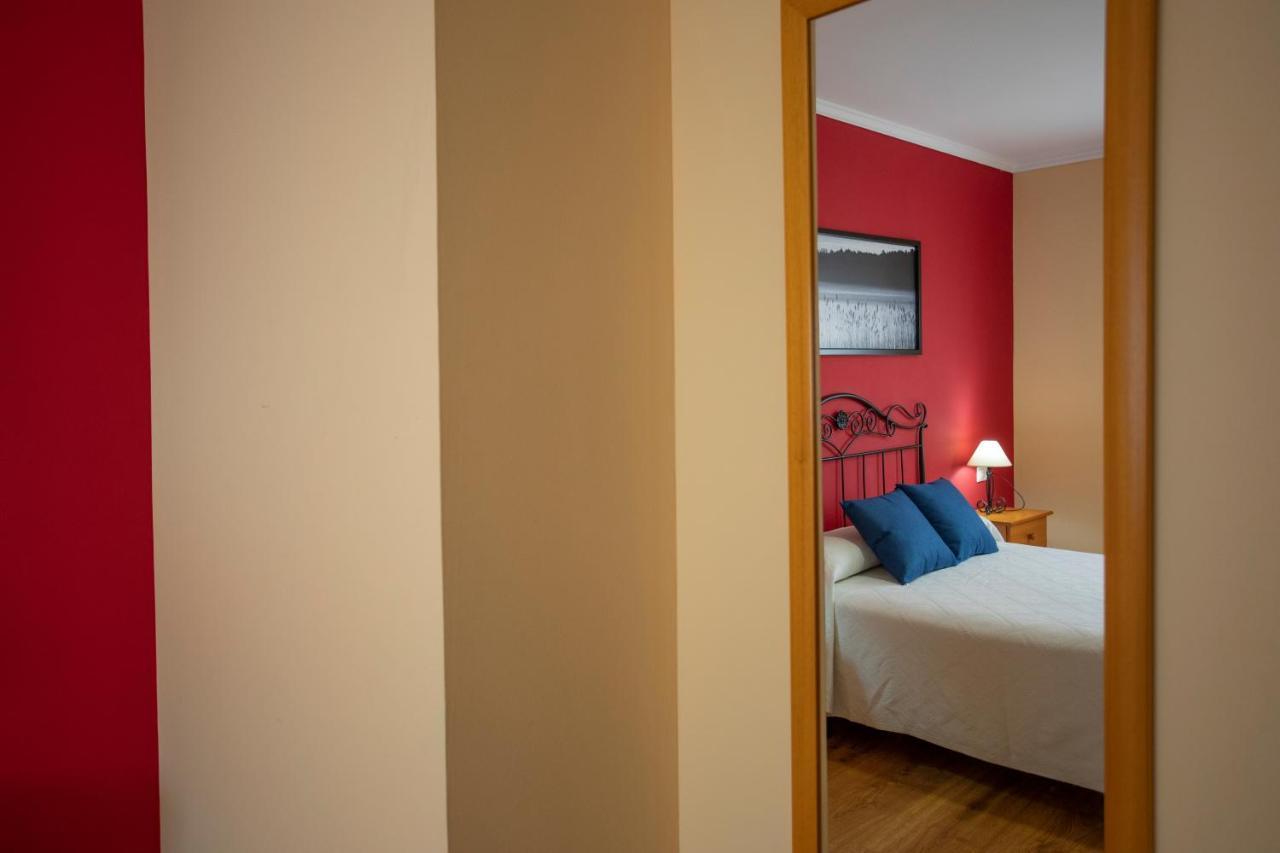 Alojamiento Turístico El Torreón Hostal Fresneda de la Sierra Exterior foto