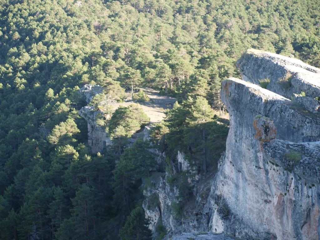 Alojamiento Turístico El Torreón Hostal Fresneda de la Sierra Exterior foto