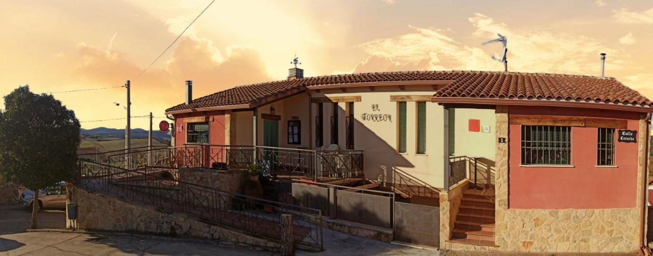 Alojamiento Turístico El Torreón Hostal Fresneda de la Sierra Exterior foto